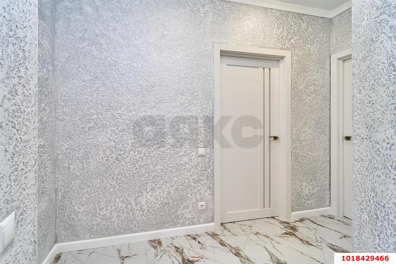 Фото №7: 1-комнатная квартира 44&nbsp;м², 6/10&nbsp;эт. - Краснодар, Прикубанский внутригородской округ, мкр. Музыкальный, ул. имени Сергея Есенина, 127/2