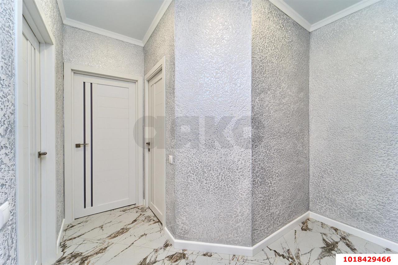 Фото №8: 1-комнатная квартира 44&nbsp;м², 6/10&nbsp;эт. - Краснодар, Прикубанский внутригородской округ, мкр. Музыкальный, ул. имени Сергея Есенина, 127/2