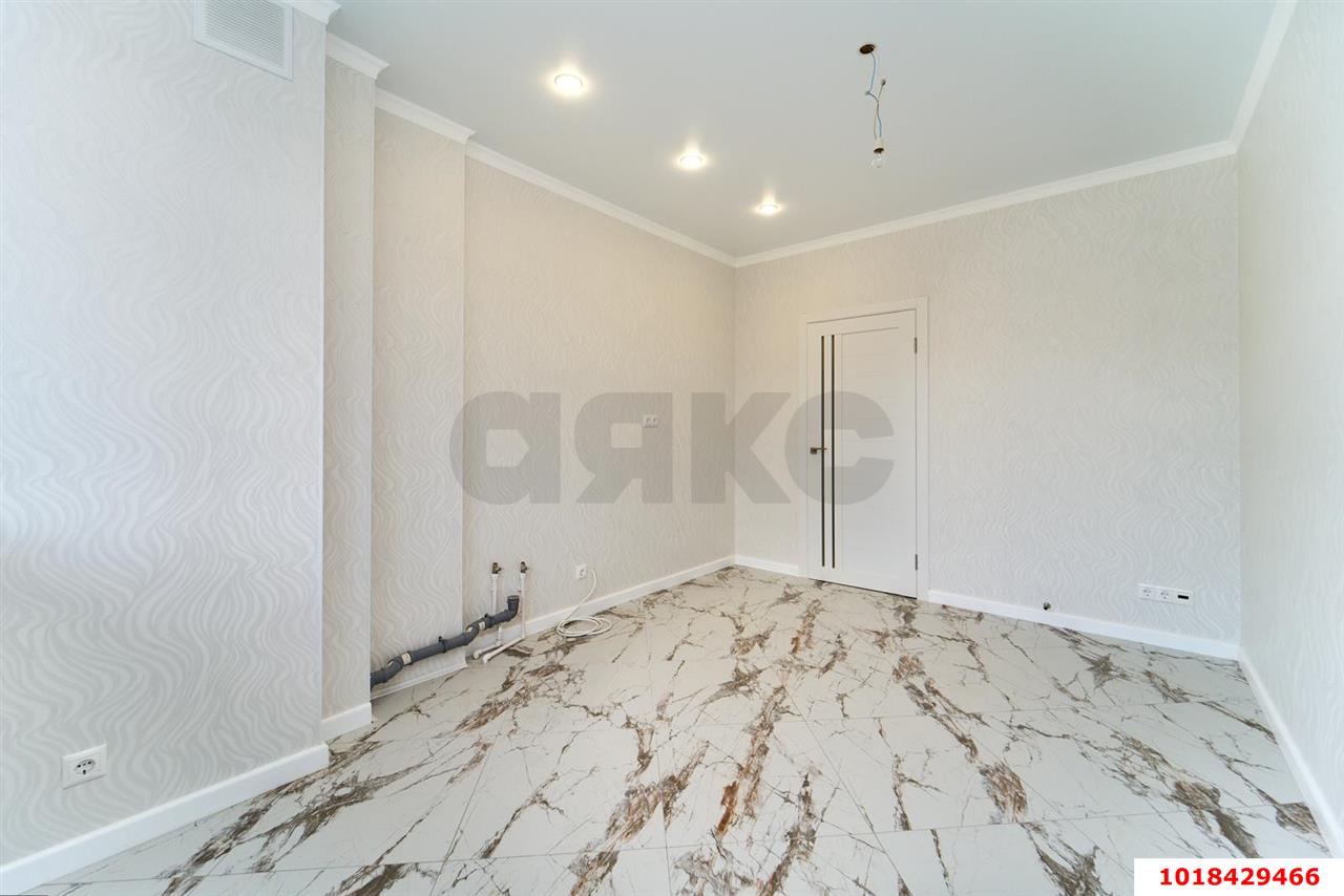 Фото №4: 1-комнатная квартира 44&nbsp;м², 6/10&nbsp;эт. - Краснодар, Прикубанский внутригородской округ, мкр. Музыкальный, ул. имени Сергея Есенина, 127/2