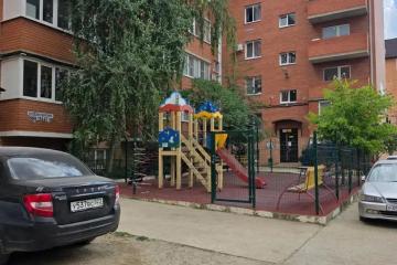 Фото №1: 1-комнатная квартира 33 м², 4/5 эт. - Краснодар, мкр. Музыкальный, ул. имени С.С. Прокофьева, 15