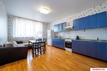 Фото №1: 2-комнатная квартира 80 м², 5/20 эт. - Краснодар, мкр. Центральный, ул. Ломоносова, 97