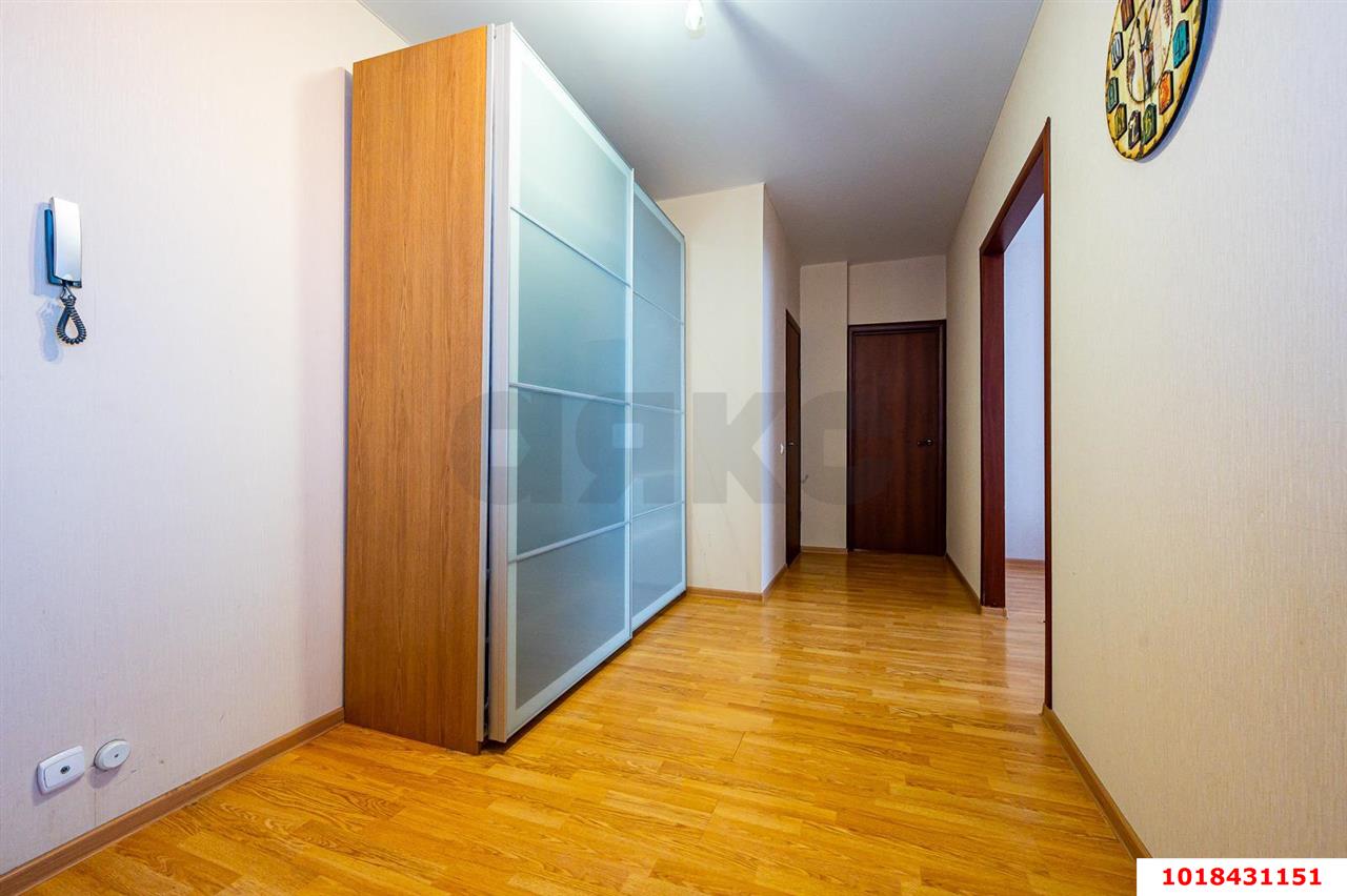 Фото №7: 2-комнатная квартира 84&nbsp;м², 5/20&nbsp;эт. - Краснодар, Центральный внутригородской округ, мкр. Центральный, ул. Ломоносова, 97