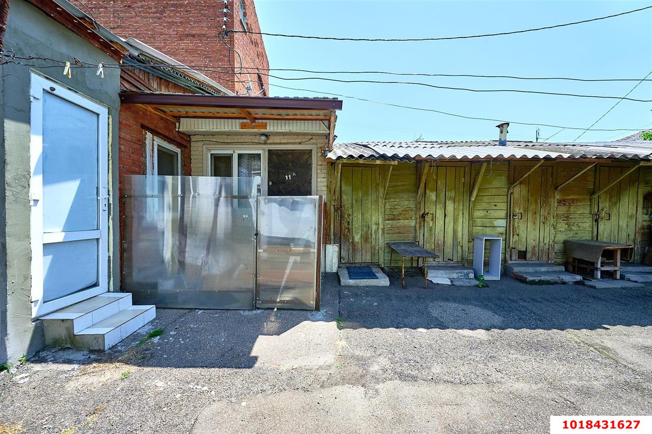 Фото №12: Студия 13&nbsp;м², 1/1&nbsp;эт. - Краснодар, Центральный внутригородской округ, мкр. Центральный, ул. Комсомольская, 78