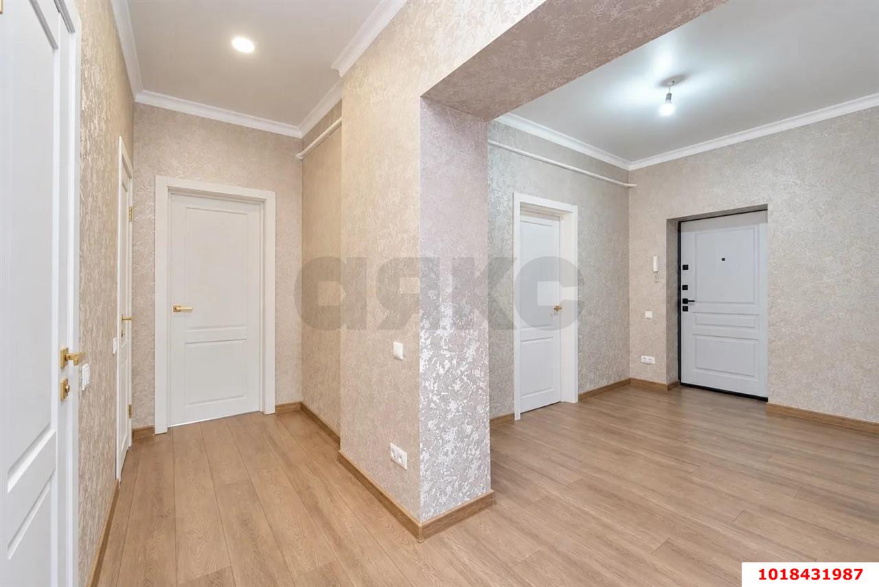 Фото №6: 2-комнатная квартира 62&nbsp;м², 2/3&nbsp;эт. - Краснодар, мкр. Западный внутригородской округ, ул. Красная, 129