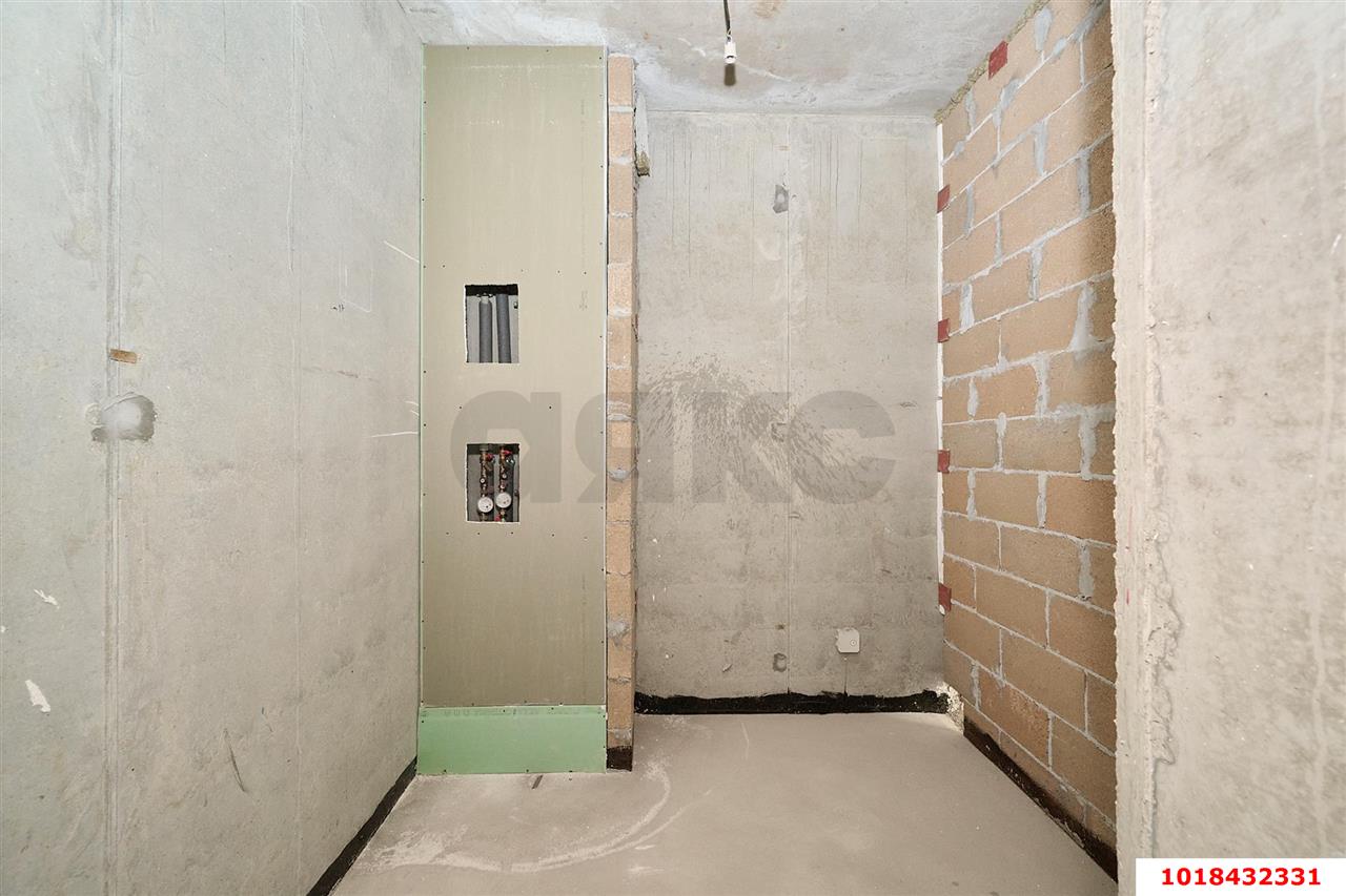 Фото №10: 1-комнатная квартира 35&nbsp;м², 3/16&nbsp;эт. - Краснодар, Прикубанский внутригородской округ, мкр. ЖК Бауинвест, ул. Героев-Разведчиков, 11/3