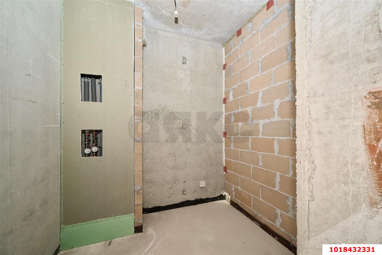 Фото №11: 1-комнатная квартира 35&nbsp;м², 3/16&nbsp;эт. - Краснодар, Прикубанский внутригородской округ, мкр. ЖК Бауинвест, ул. Героев-Разведчиков, 11/3
