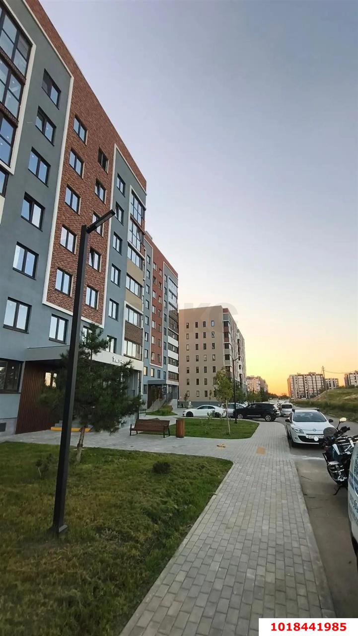 Фото №6: 1-комнатная квартира 32&nbsp;м², 2/9&nbsp;эт. - Краснодар, Прикубанский внутригородской округ, жилой комплекс Европа-Сити, мкр. жилой комплекс Европа Клубный Квартал 6, ул. Карпатская, 11
