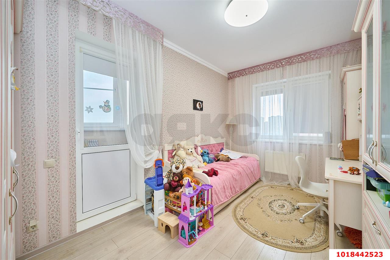 Фото №10: 3-комнатная квартира 76&nbsp;м², 9/17&nbsp;эт. - Краснодар, Прикубанский внутригородской округ, мкр. Краевая Клиническая Больница, ул. Домбайская, 6/1