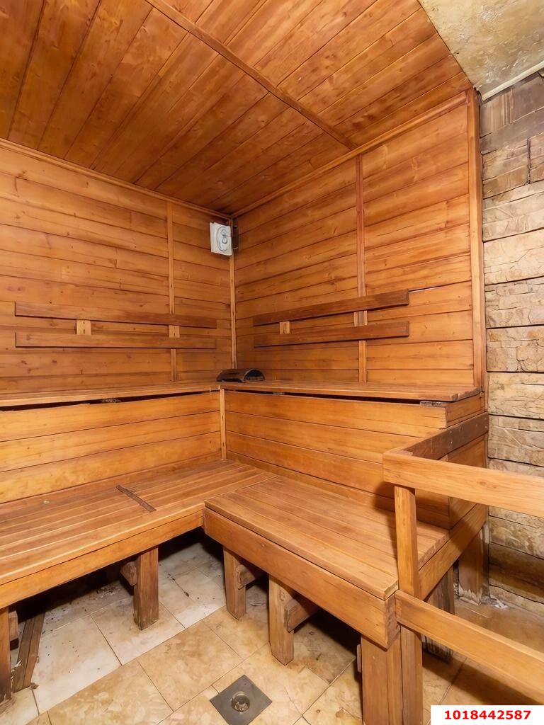 Фото №6: Готовый бизнес 105&nbsp;м², 1/2&nbsp;эт. - Краснодар, Карасунский внутригородской округ, ж/м Пашковский, ул. Краевая, 17