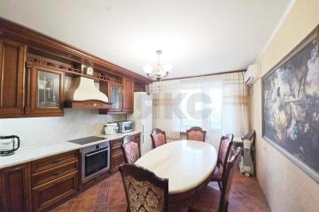 Фото №1: 3-комнатная квартира 91 м², 10/14 эт. - Краснодар, мкр. Юбилейный, ул. Рождественская набережная, 51