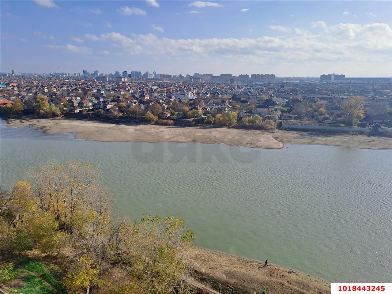 Фото №23: 3-комнатная квартира 91&nbsp;м², 10/14&nbsp;эт. - Краснодар, Западный внутригородской округ, мкр. Юбилейный, ул. Рождественская набережная, 51