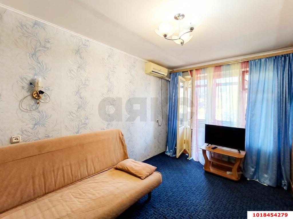 Фото №1: 1-комнатная квартира 25&nbsp;м², 3/5&nbsp;эт. - Краснодар, Прикубанский внутригородской округ, мкр. Завод Измерительных Приборов, ул. Московская, 86
