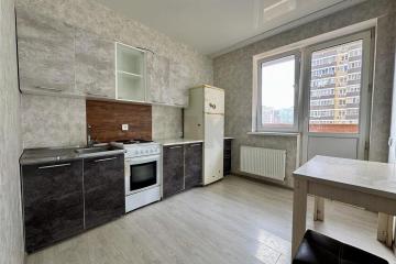 Фото №1: 2-комнатная квартира 48 м², 5/16 эт. - Краснодар, мкр. имени Петра Метальникова, ул. Петра Метальникова, 26
