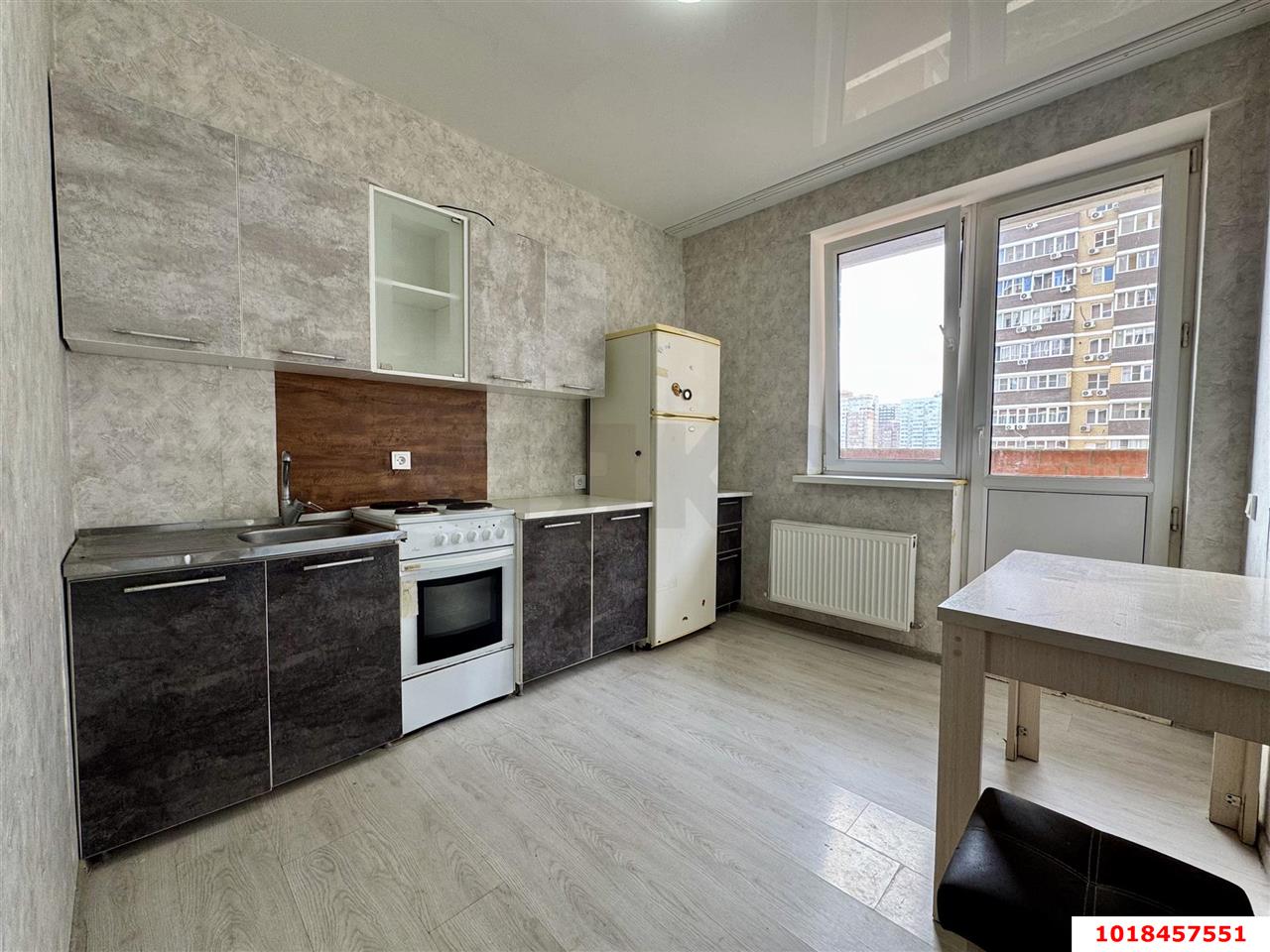 Фото №1: 2-комнатная квартира 52&nbsp;м², 5/16&nbsp;эт. - Краснодар, Прикубанский внутригородской округ, жилой комплекс Времена Года-2, мкр. имени Петра Метальникова, ул. Петра Метальникова, 26