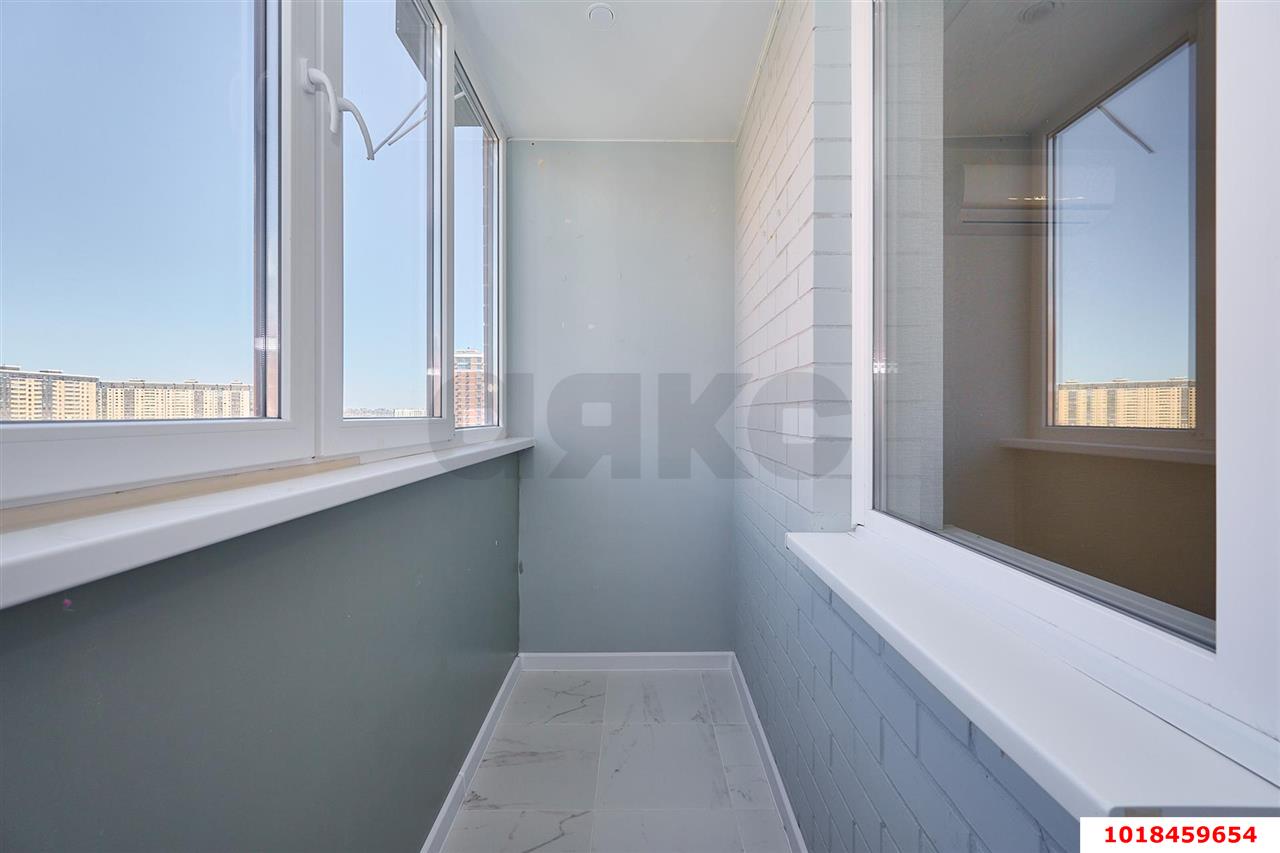 Фото №7: 1-комнатная квартира 50&nbsp;м², 8/16&nbsp;эт. - Краснодар, Прикубанский внутригородской округ, мкр. жилой комплекс Самолёт-4, ул. Ивана Беличенко, 95к1