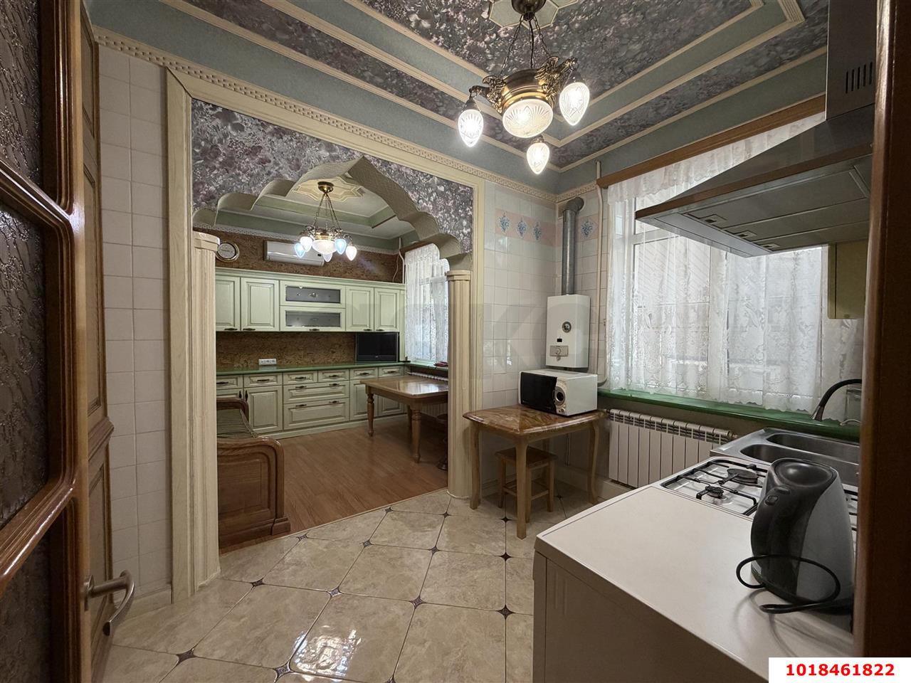Фото №2: Дом 234&nbsp;м² + 4.67&nbsp;сот., 2&nbsp;эт. - Краснодар, Прикубанский внутригородской округ, Калинино, мкр. Завод Радиоизмерительных Приборов, ул. Туркменская, 19