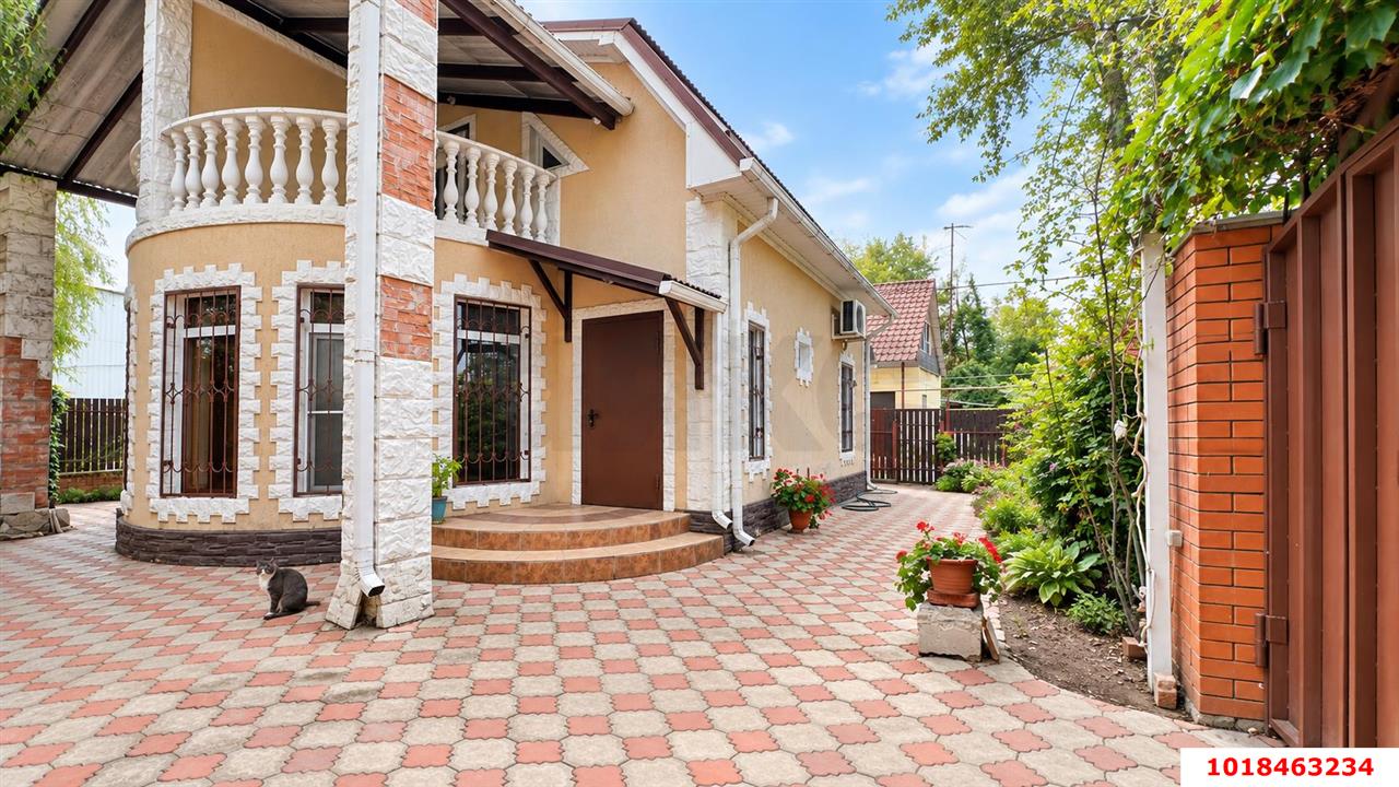 Фото №1: Часть дома 64&nbsp;м² + 2.7&nbsp;сот., 2&nbsp;эт. - Тлюстенхабль, ул. Кубанская, 35