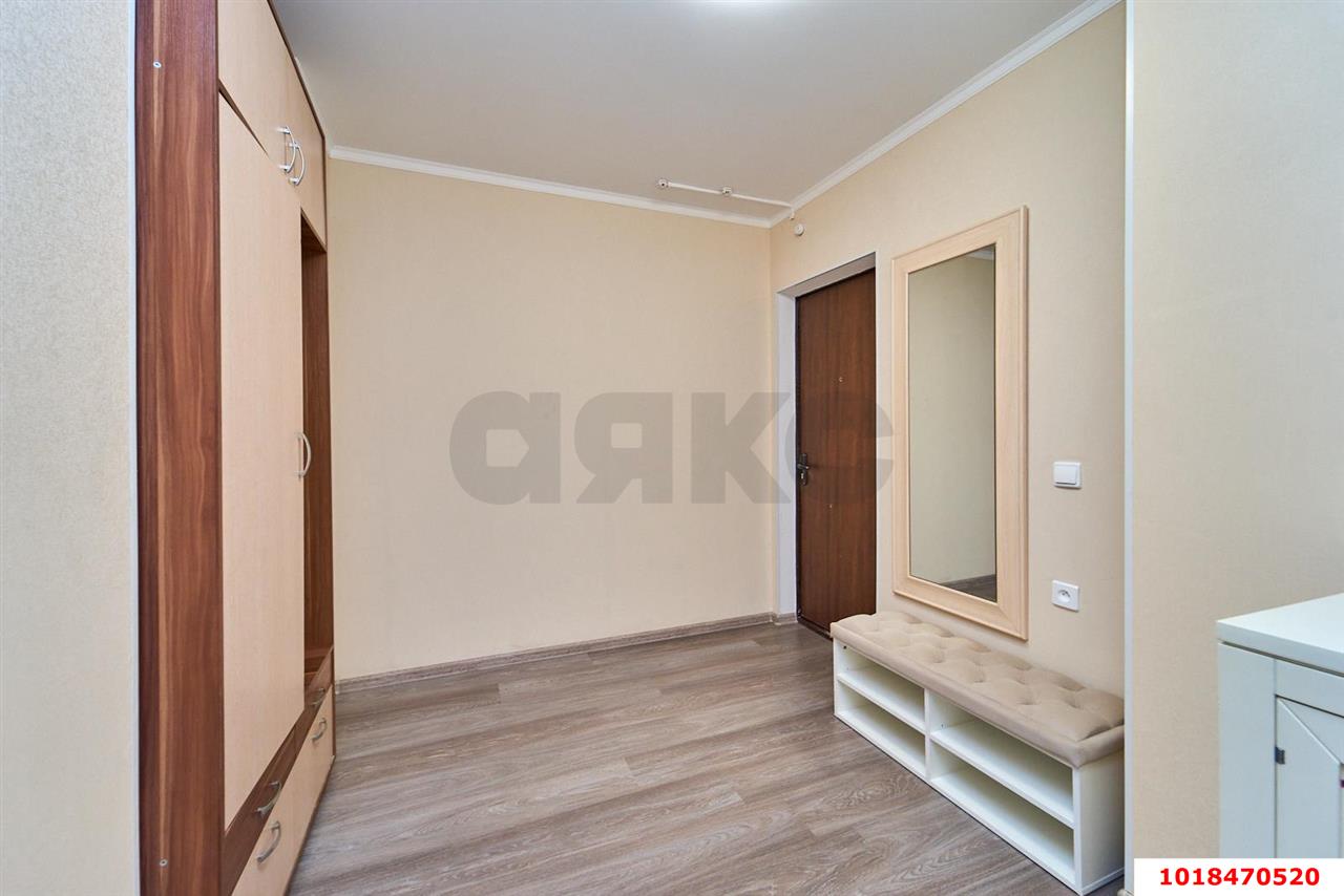Фото №3: 2-комнатная квартира 56&nbsp;м², 1/16&nbsp;эт. - Краснодар, Карасунский внутригородской округ, мкр. Почтовый, пр-кт имени писателя Знаменского, 12