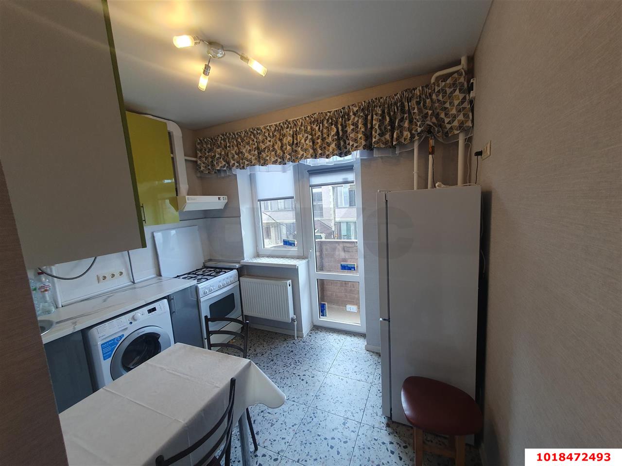 Фото №1: 1-комнатная квартира 40&nbsp;м², 2/3&nbsp;эт. - Южный, ул. Северная, 40к3