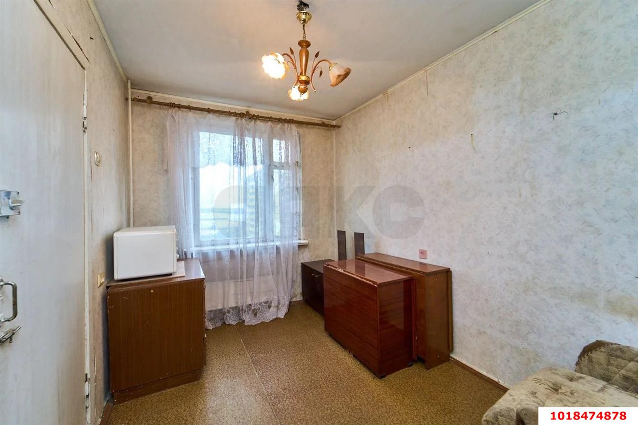 Фото №10: 4-комнатная квартира 83&nbsp;м², 8/12&nbsp;эт. - Краснодар, Карасунский внутригородской округ, мкр. Комсомольский, ул. Уральская, 182