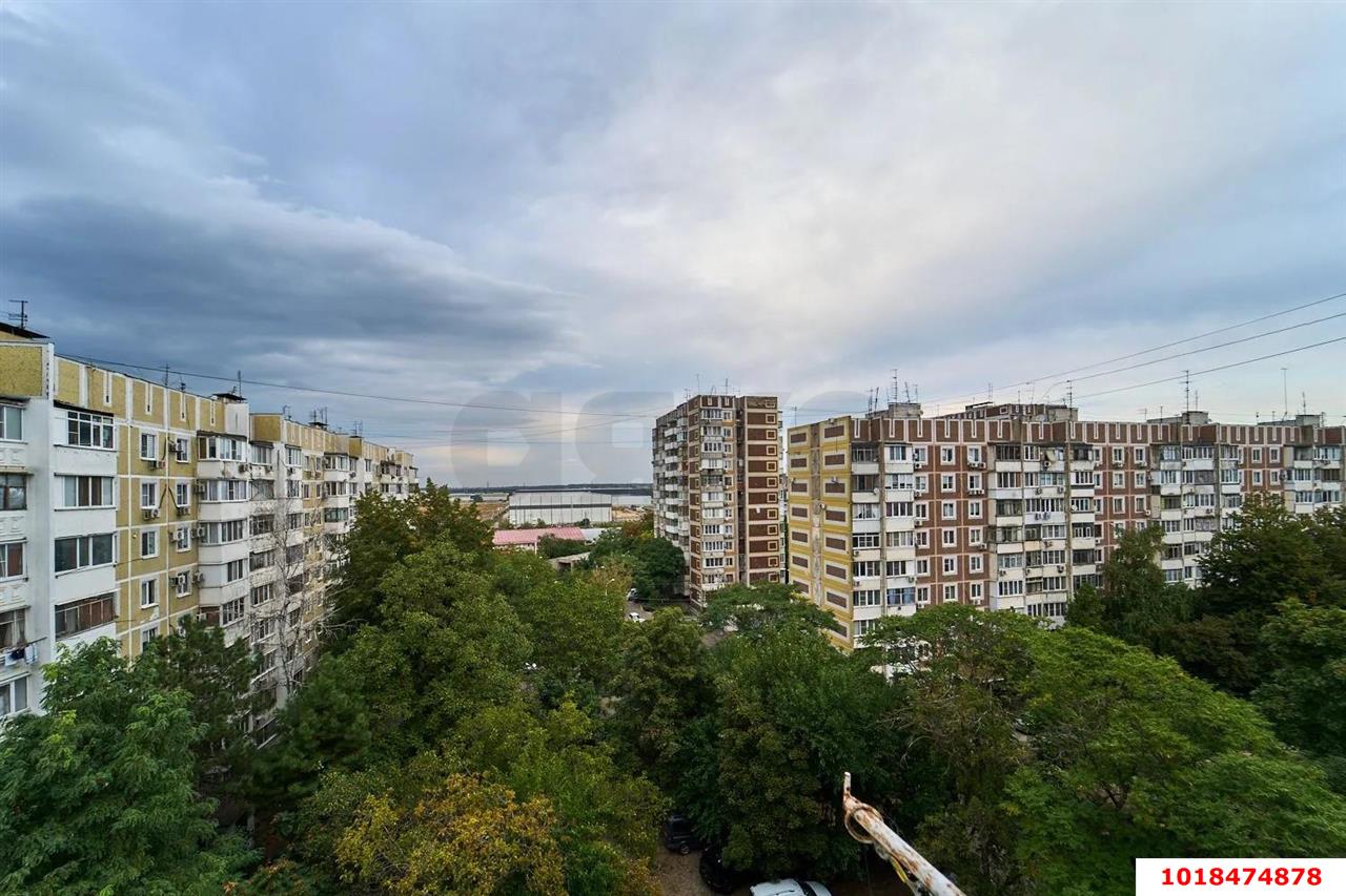 Фото №18: 4-комнатная квартира 83&nbsp;м², 8/12&nbsp;эт. - Краснодар, Карасунский внутригородской округ, мкр. Комсомольский, ул. Уральская, 182