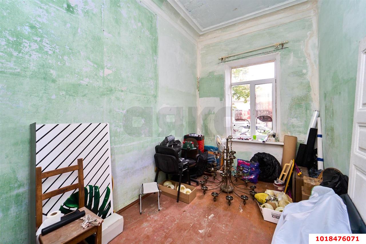 Фото №3: 2-комнатная квартира 38&nbsp;м², 1/1&nbsp;эт. - Краснодар, Центральный внутригородской округ, мкр. Центральный, ул. Карасунская, 109