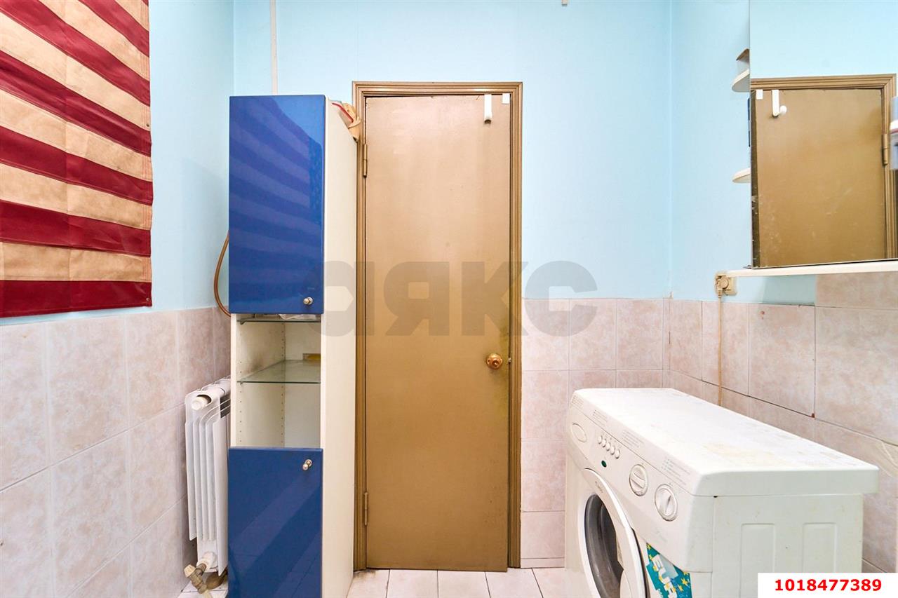 Фото №13: 2-комнатная квартира 43&nbsp;м², 2/2&nbsp;эт. - Краснодар, Западный внутригородской округ, мкр. Центральный, ул. Мира, 9/1