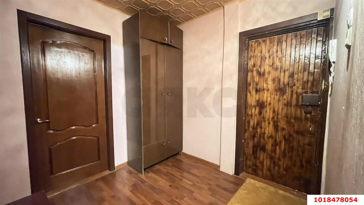 Фото №6: 3-комнатная квартира 70&nbsp;м², 2/5&nbsp;эт. - Краснодар, Прикубанский внутригородской округ, мкр. Фестивальный, ул. Гагарина, 79А