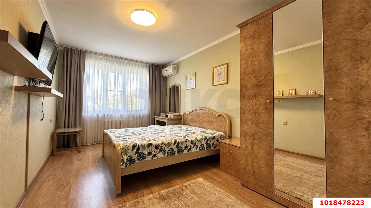Фото №8: Дом 310&nbsp;м² + 9&nbsp;сот., 3&nbsp;эт. - Индустриальный, Прикубанский внутригородской округ, мкр. Дивный, ул. Путеводная, 35