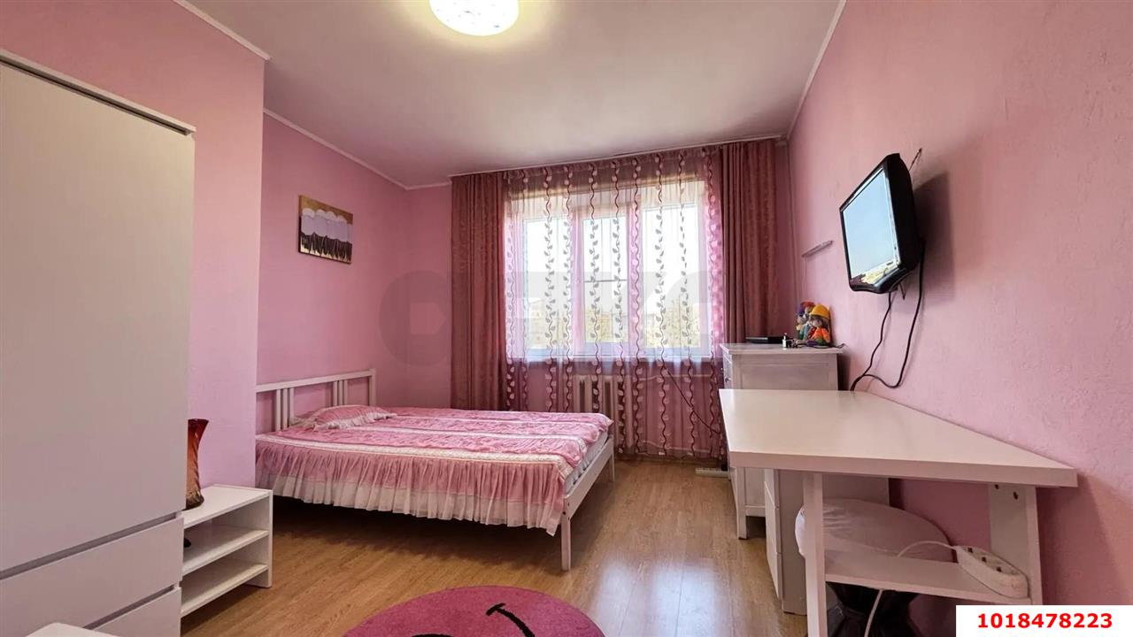 Фото №9: Дом 310&nbsp;м² + 9&nbsp;сот., 3&nbsp;эт. - Индустриальный, Прикубанский внутригородской округ, мкр. Дивный, ул. Путеводная, 35