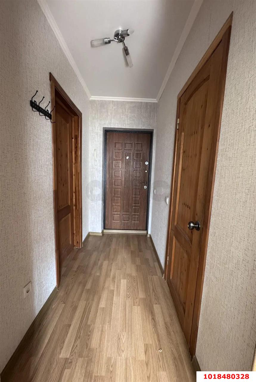 Фото №4: 1-комнатная квартира 38&nbsp;м², 5/6&nbsp;эт. - Краснодар, Прикубанский внутригородской округ, мкр. Музыкальный, ул. имени Ф.И. Шаляпина, 31А