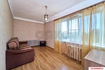 Фото №1: 3-комнатная квартира 49&nbsp;м², 5/5&nbsp;эт. - Краснодар, мкр. Черёмушки, ул. Бургасская, 6