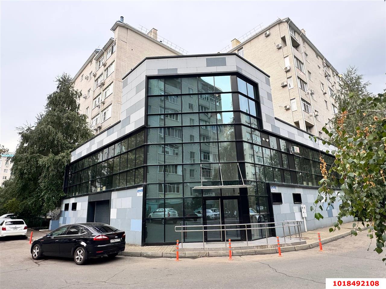 Фото №1: Отдельное здание 431&nbsp;м², 1/2&nbsp;эт. - Краснодар, Прикубанский внутригородской округ, мкр. Восточно-Кругликовский, ул. Черкасская, 95/1