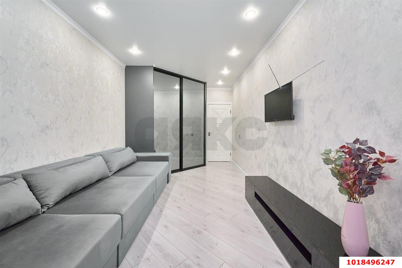 Фото №7: 2-комнатная квартира 75&nbsp;м², 4/18&nbsp;эт. - Краснодар, Прикубанский внутригородской округ, мкр. 9-й километр, пр-д Репина, 3к1