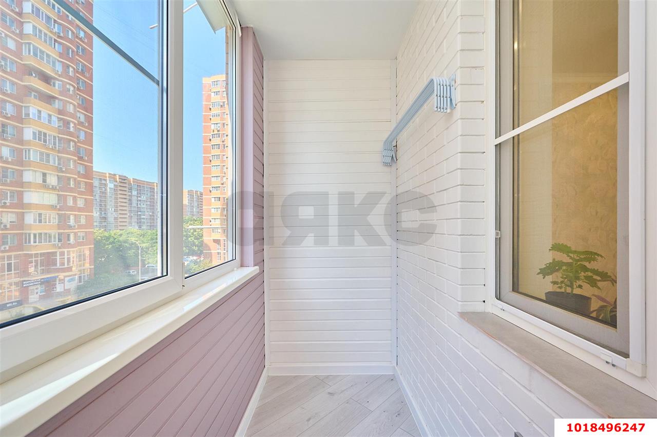 Фото №14: 2-комнатная квартира 75&nbsp;м², 4/18&nbsp;эт. - Краснодар, Прикубанский внутригородской округ, мкр. 9-й километр, пр-д Репина, 3к1