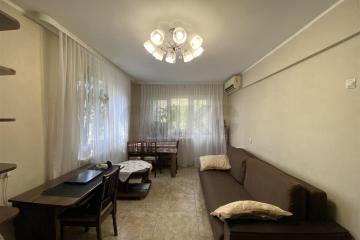 Фото №1: 2-комнатная квартира 40 м², 4/5 эт. - Краснодар, мкр. Черёмушки, ул. 2-я Пятилетка, 4/1