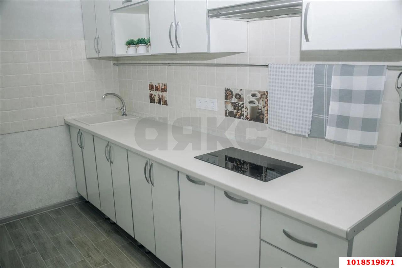 Фото №3: 1-комнатная квартира 38&nbsp;м², 2/7&nbsp;эт. - Краснодар, Прикубанский внутригородской округ, мкр. Музыкальный, ул. имени С.С. Прокофьева, 31