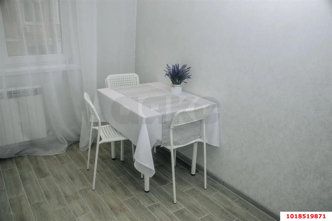 Фото №4: 1-комнатная квартира 38&nbsp;м², 2/7&nbsp;эт. - Краснодар, Прикубанский внутригородской округ, мкр. Музыкальный, ул. имени С.С. Прокофьева, 31