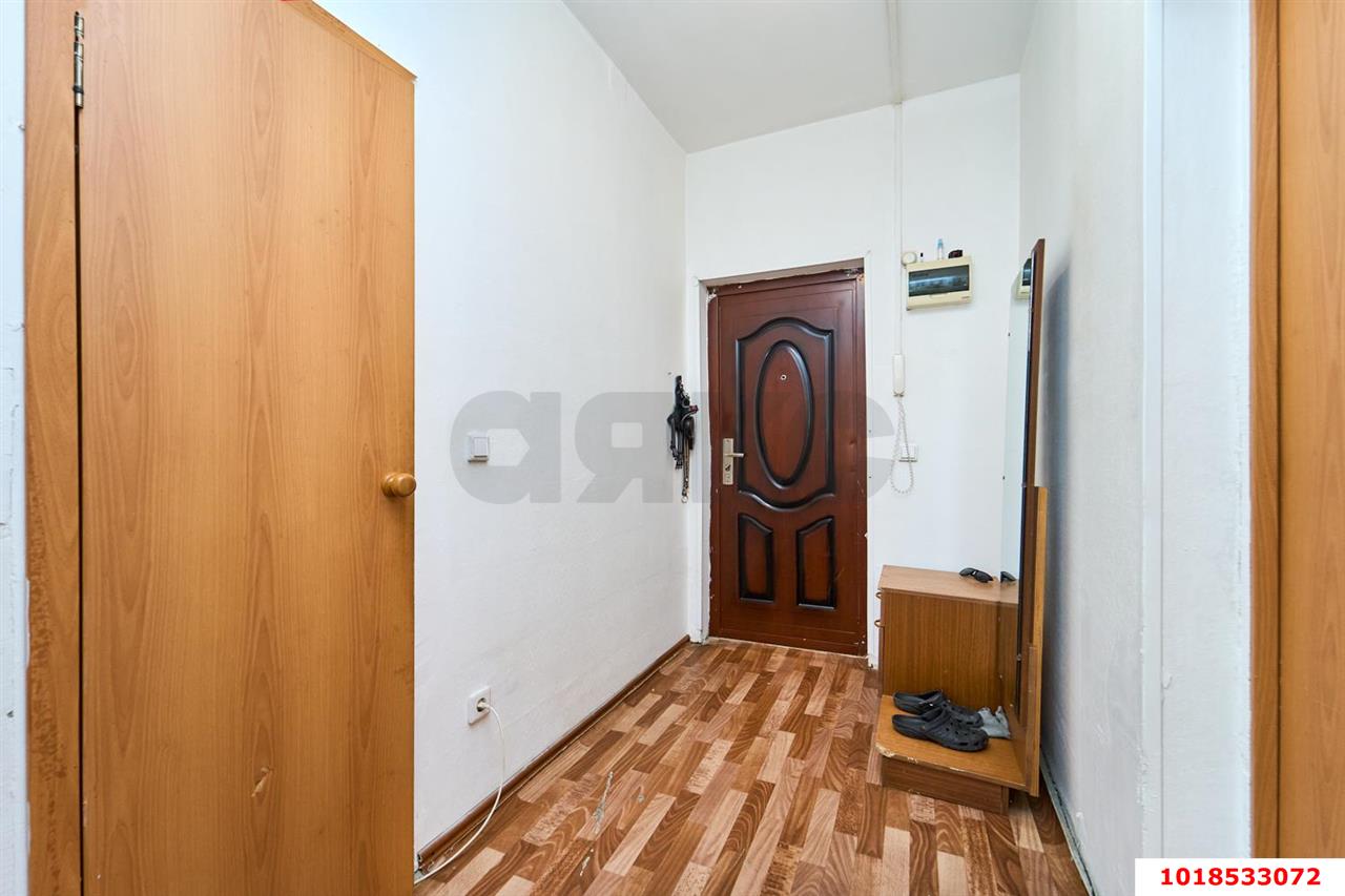Фото №8: 2-комнатная квартира 47&nbsp;м², 8/16&nbsp;эт. - Краснодар, Прикубанский внутригородской округ, Калинино, Завод Радиоизмерительных Приборов, мкр. квартал Народный, пер. Ленинский, 20/1к9