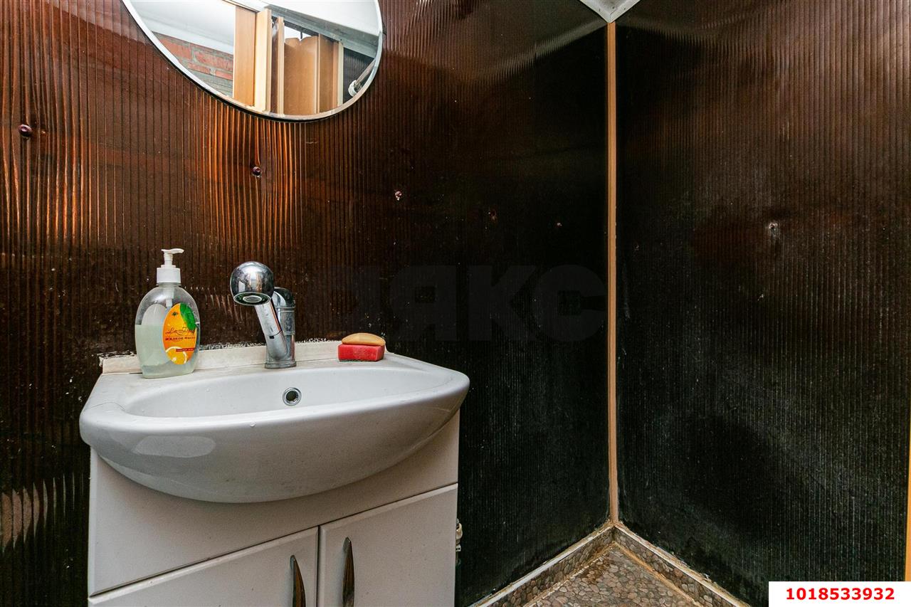Фото №10: Дом 37&nbsp;м² + 1.5&nbsp;сот., 1&nbsp;эт. - Краснодар, Центральный внутригородской округ, мкр. Черёмушки, ул. Айвазовского