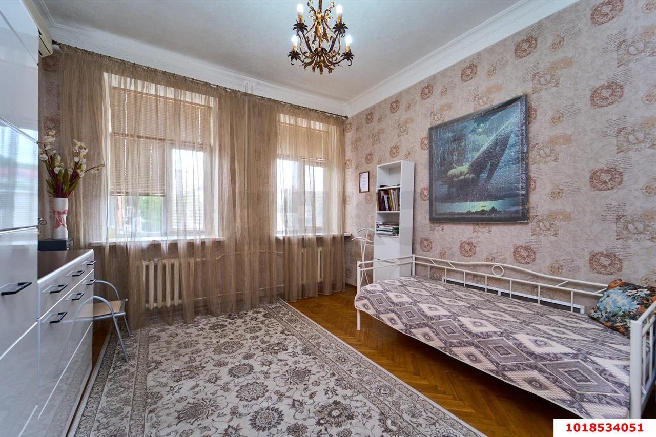 Фото №10: 2-комнатная квартира 78&nbsp;м², 2/3&nbsp;эт. - Краснодар, Западный внутригородской округ, мкр. Центральный, ул. Рашпилевская, 49