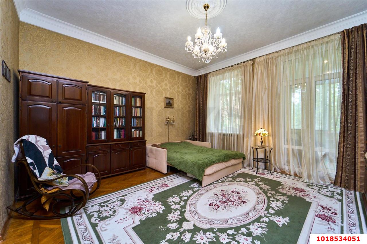 Фото №4: 2-комнатная квартира 78&nbsp;м², 2/3&nbsp;эт. - Краснодар, Западный внутригородской округ, мкр. Центральный, ул. Рашпилевская, 49