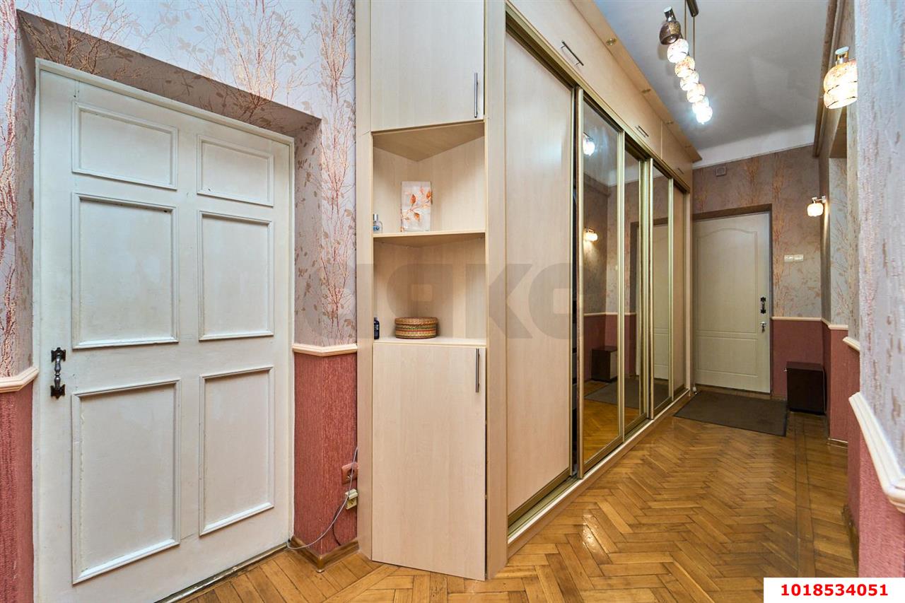 Фото №12: 2-комнатная квартира 78&nbsp;м², 2/3&nbsp;эт. - Краснодар, Западный внутригородской округ, мкр. Центральный, ул. Рашпилевская, 49