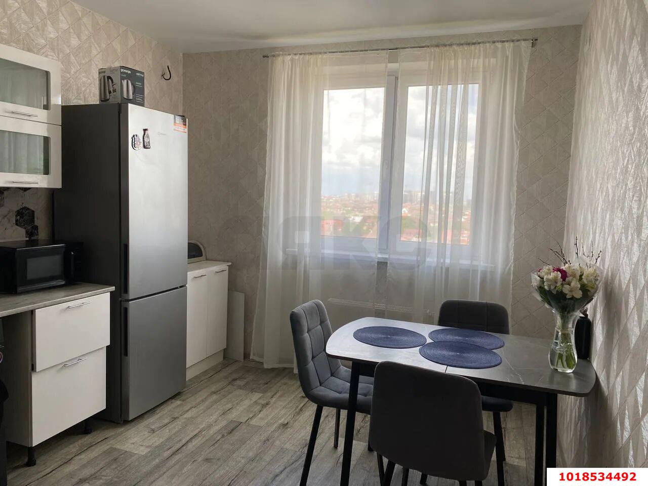 Фото №1: 2-комнатная квартира 60&nbsp;м², 10/16&nbsp;эт. - Краснодар, Прикубанский внутригородской округ, Краевая Клиническая Больница, мкр. жилой комплекс Территория Счастья, ул. Домбайская, 10