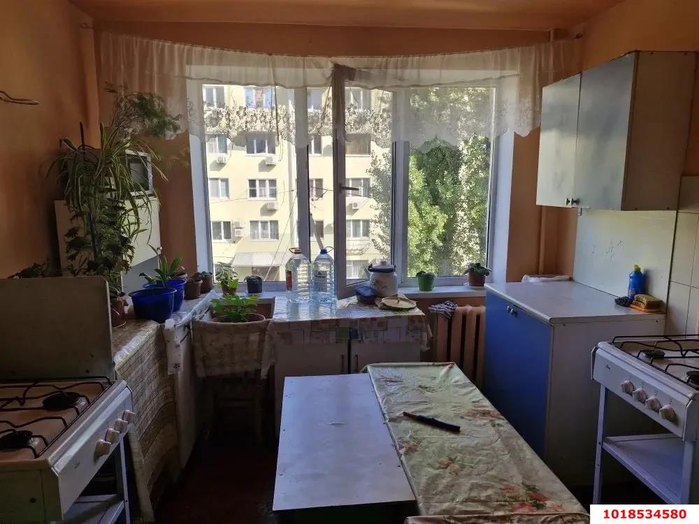 Фото №5: Комната 18&nbsp;м², 2/5&nbsp;эт. - Краснодар, Прикубанский внутригородской округ, мкр. Завод Измерительных Приборов, ул. Зиповская, 23