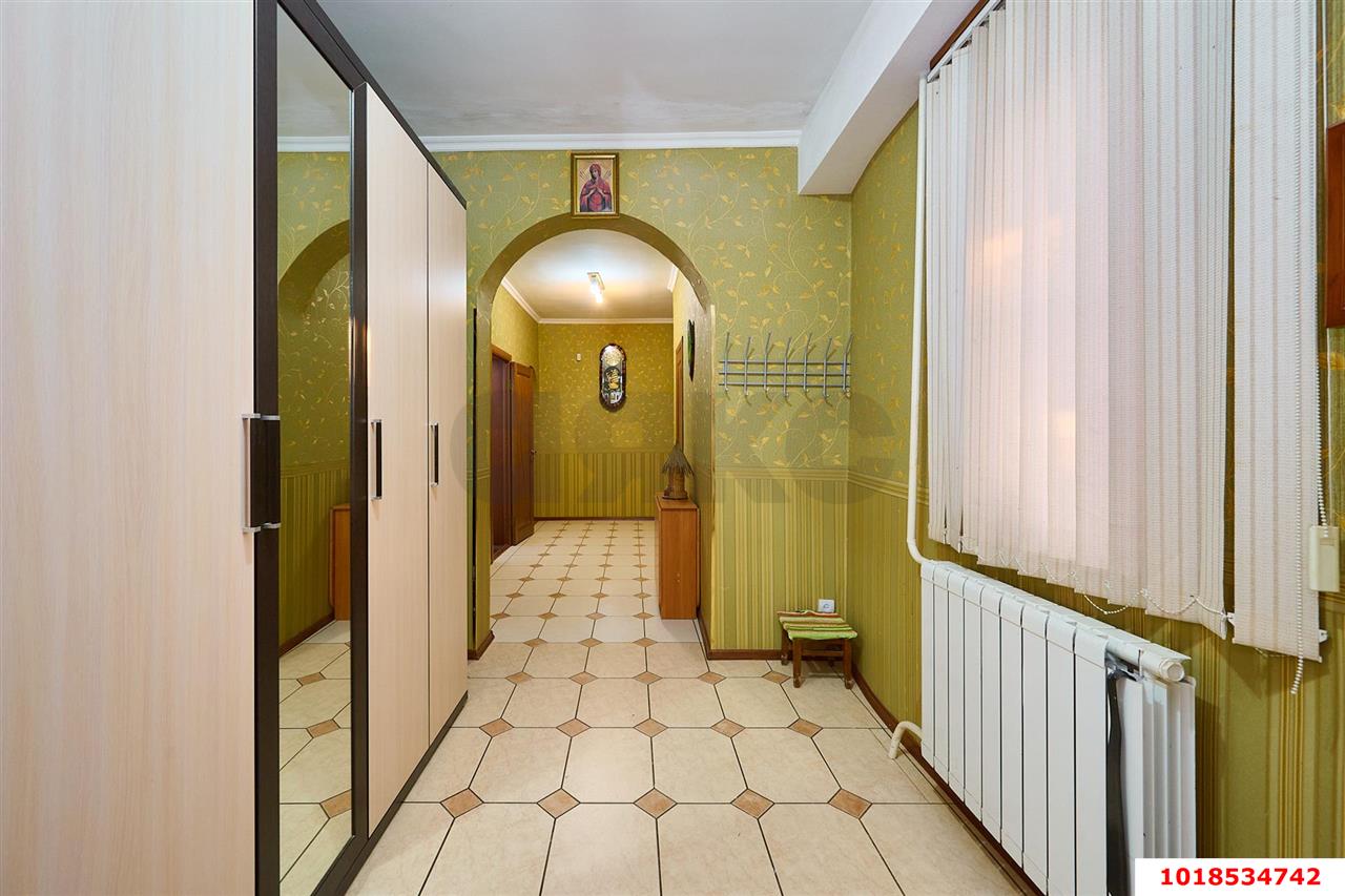 Фото №25: Дом 255&nbsp;м² + 10&nbsp;сот., 2&nbsp;эт. - Краснодар, мкр. Прикубанский внутригородской округ, ул. Митинская, 7