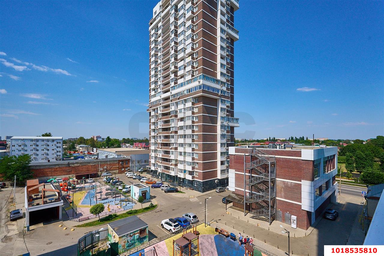 Фото №9: 2-комнатная квартира 70&nbsp;м², 6/25&nbsp;эт. - Краснодар, Карасунский внутригородской округ, ж/м Пашковский, ул. Бородинская, 152/А