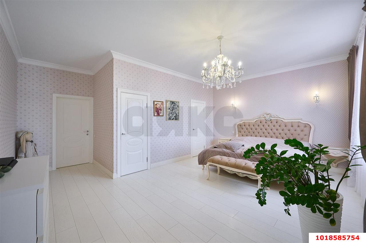 Фото №10: 3-комнатная квартира 165&nbsp;м², 3/6&nbsp;эт. - Краснодар, Прикубанский внутригородской округ, мкр. Немецкая Деревня, ул. Баварская, 8