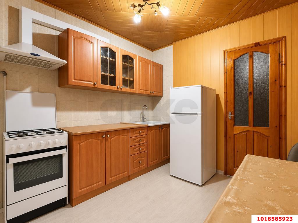 Фото №3: 2-комнатная квартира 56&nbsp;м², 6/10&nbsp;эт. - Краснодар, Прикубанский внутригородской округ, мкр. Завод Измерительных Приборов, ул. имени 40-летия Победы, 33/1