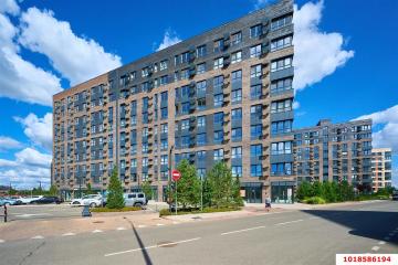Фото №1: 2-комнатная квартира 54 м², 4/9 эт. - Краснодар, мкр. жилой комплекс Зелёная Территория, ул. имени Генерала Брусилова, 5к1